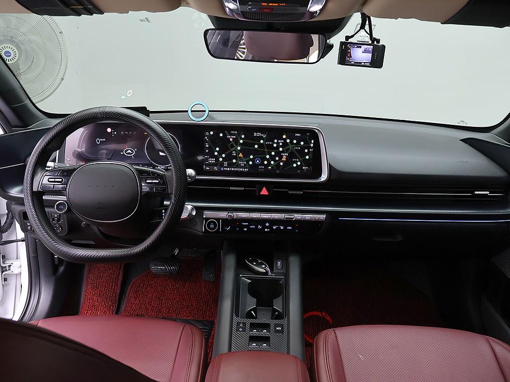 HYUNDAI Ioniq 6 - Vista 9