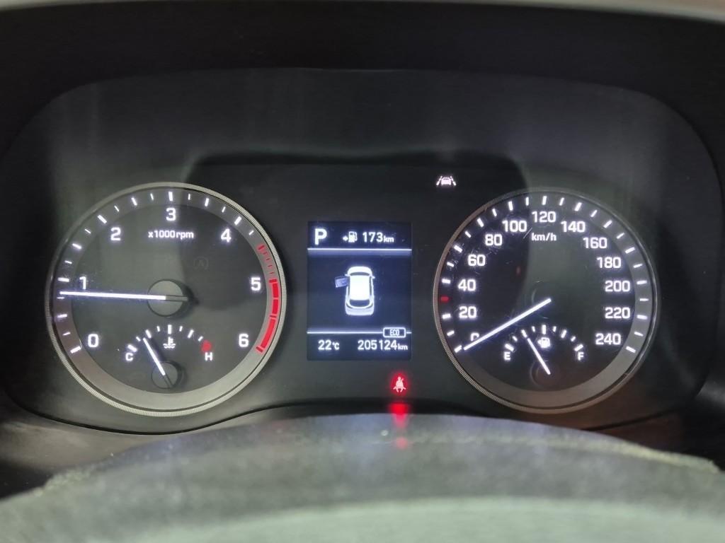 HYUNDAI Tucson - Vista 6