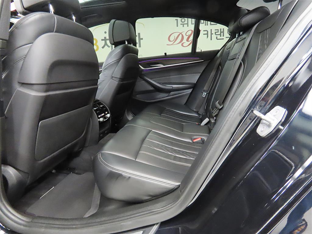 BMW 5 Series - Vista 6