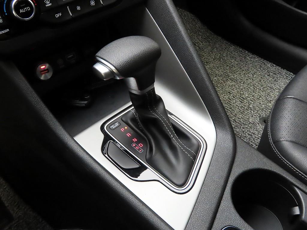 KIA Niro - Vista 11