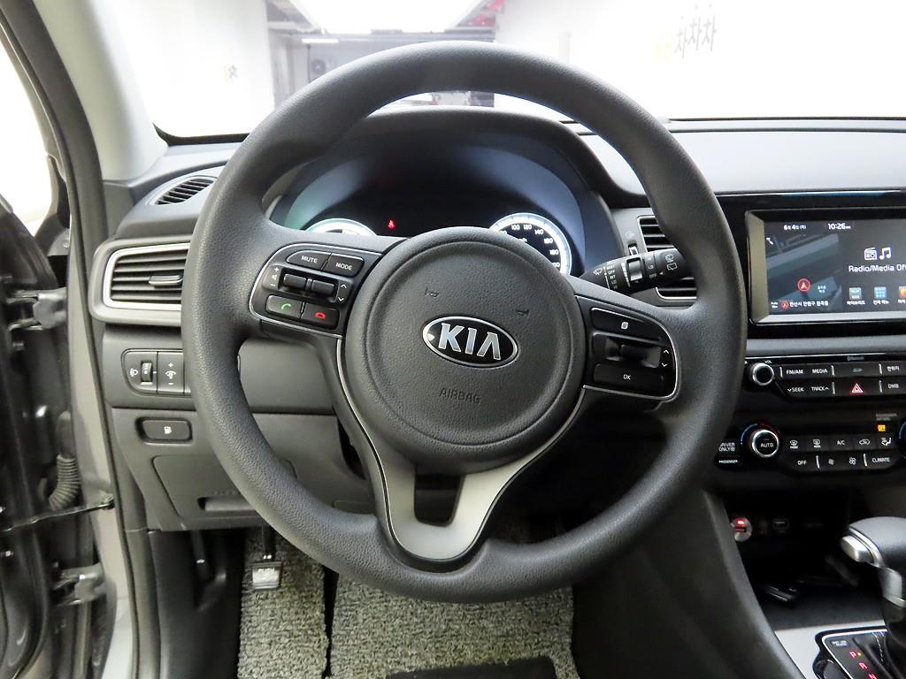 KIA Niro - Vista 8