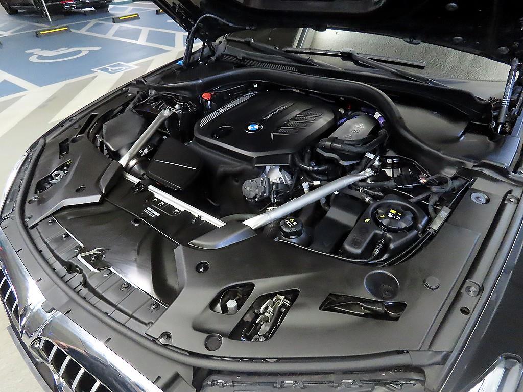 BMW 5 Series 2023 - Importación desde Corea - HF Imports Iquique - Foto 19