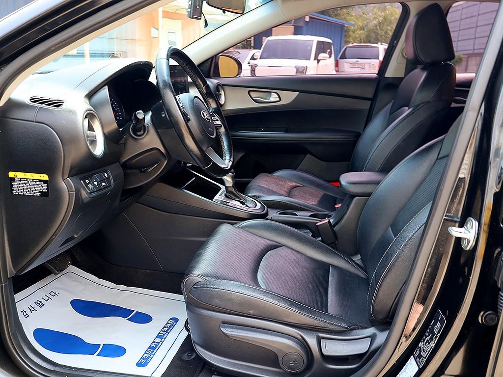 KIA K3 2019 Negro - Importación desde Corea - HF Imports Iquique - Foto 12
