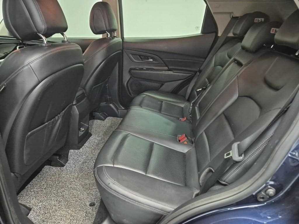 Ssangyong Korando - Vista 12