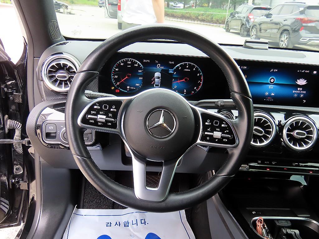 Mercedes Benz A Class - Vista 8