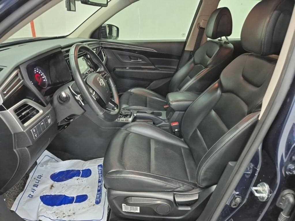 Ssangyong Korando - Vista 11