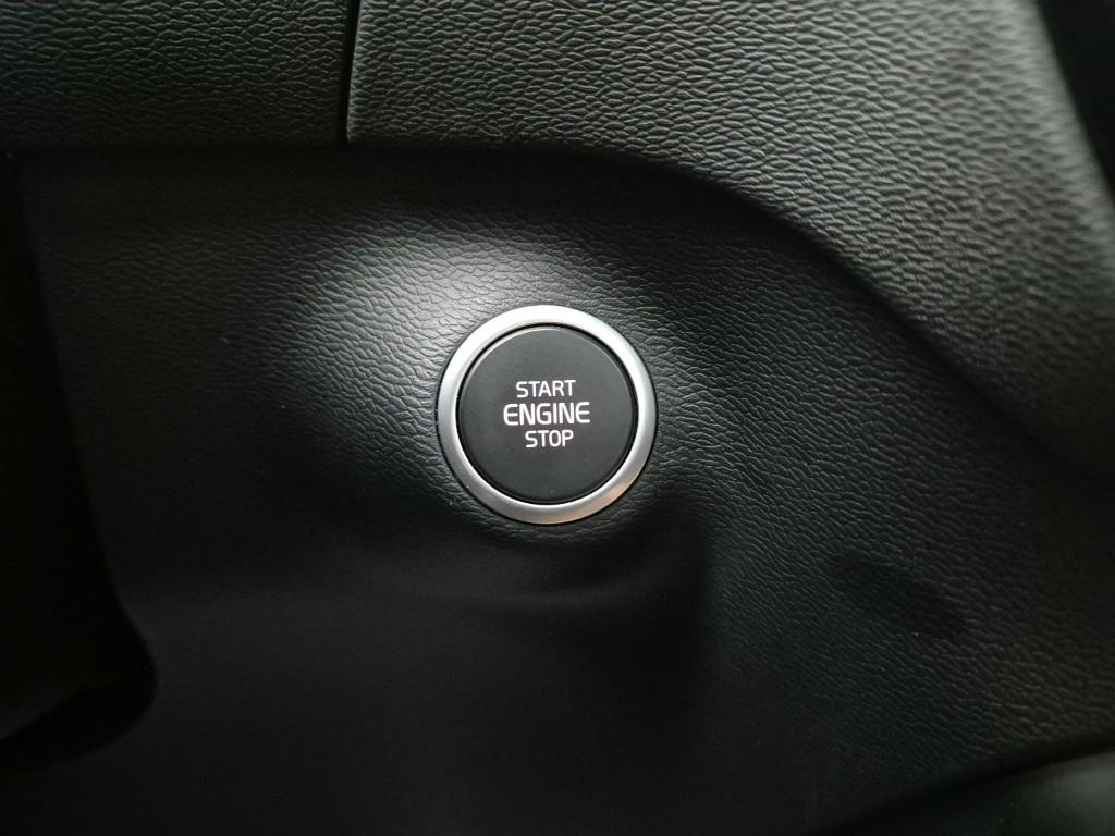 Volvo XC40 2020 Blanco - Importación desde Corea - HF Imports Iquique - Foto 17
