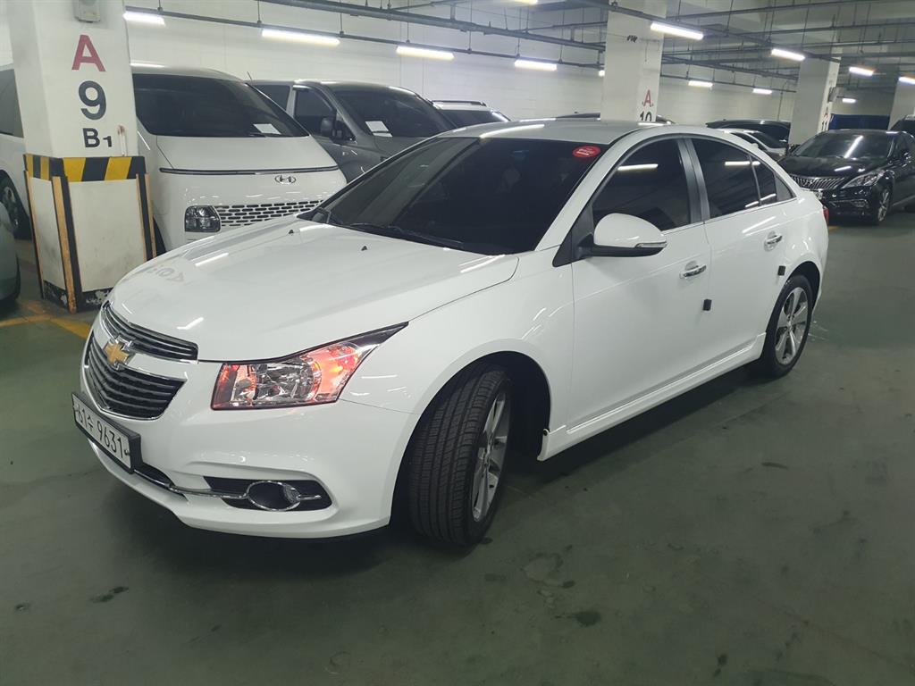 Chevrolet Cruise - Vista 3
