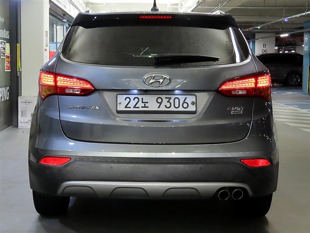 HYUNDAI Santa Fe - Vista 5
