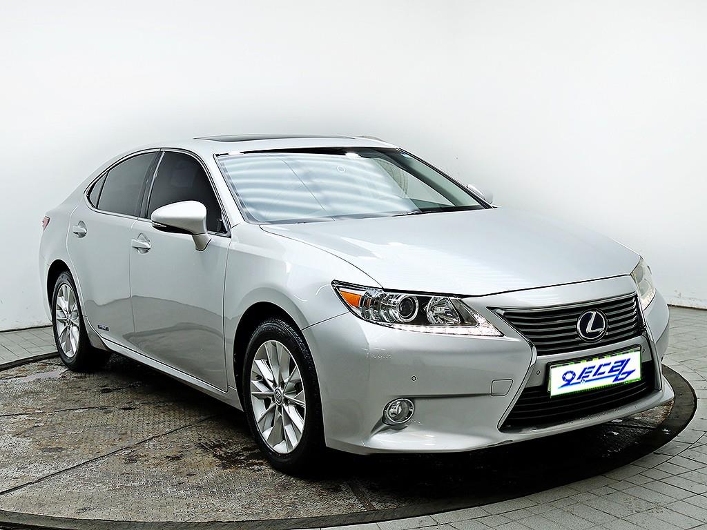 Lexus ES - Vista 3
