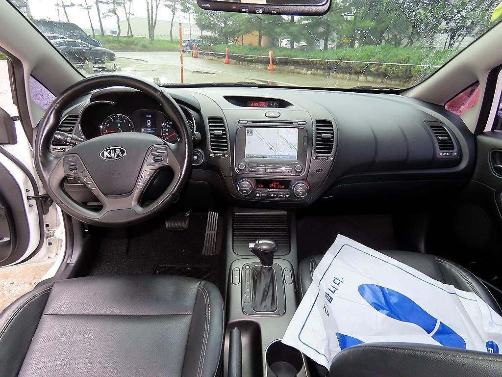 KIA K3 - Vista 7