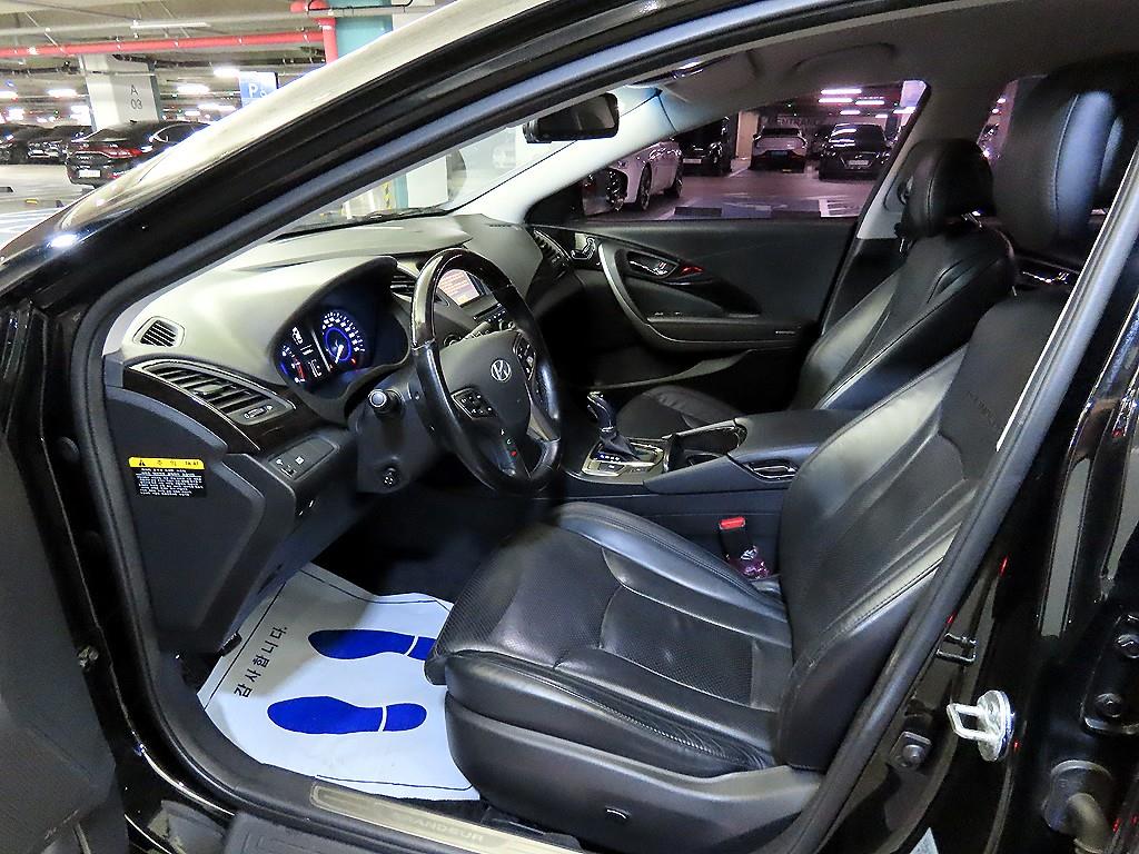 HYUNDAI Grandeur - Vista 6