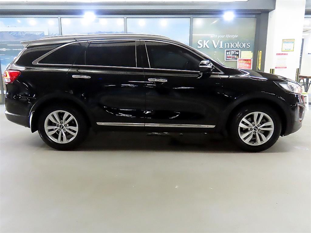 KIA Sorento - Vista 3