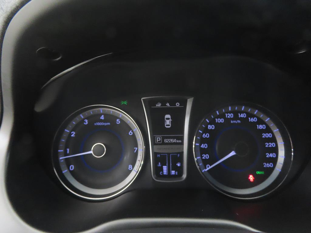 HYUNDAI Grandeur - Vista 9
