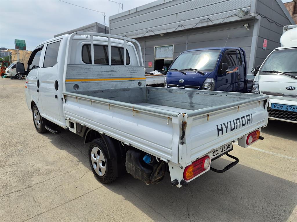 Small Truck Cargo (small) - Vista 3