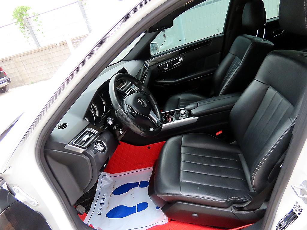 Mercedes Benz E class - Vista 5