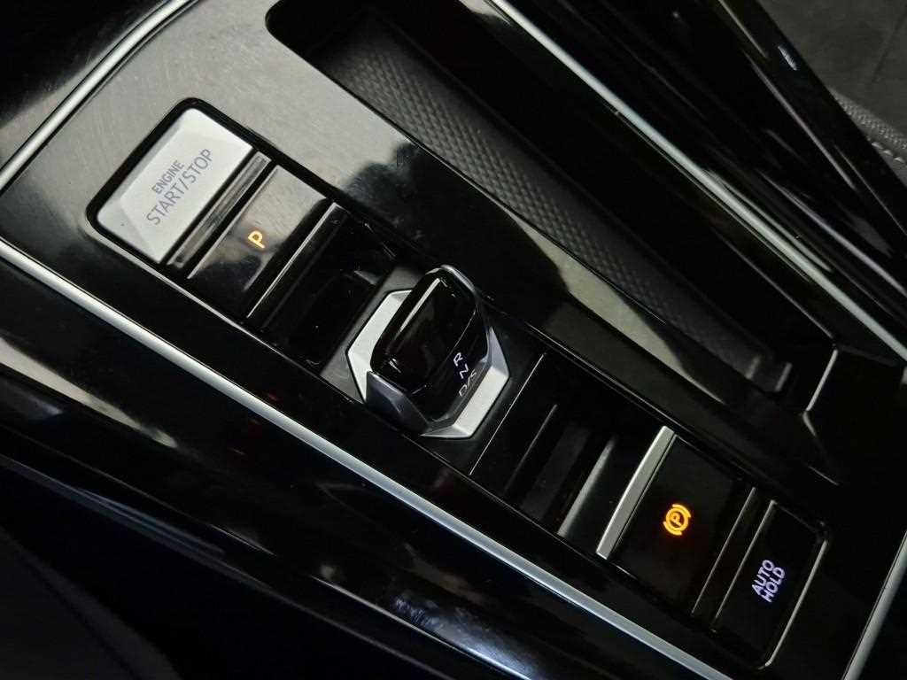 Volkswagen Golf - Vista 8