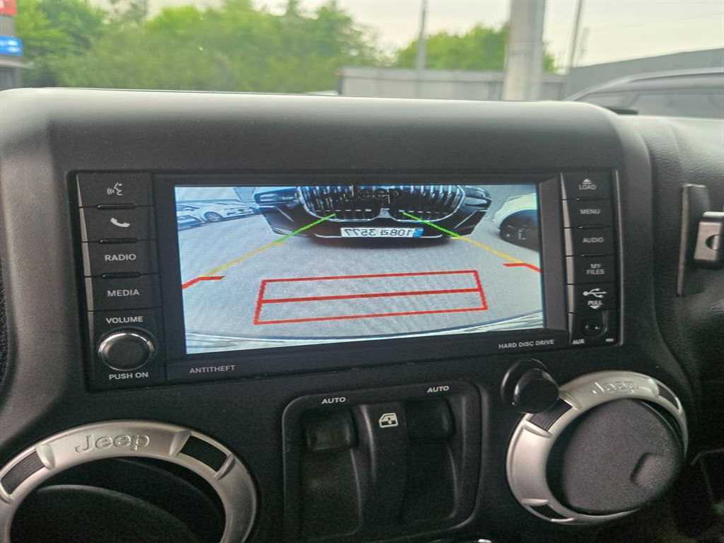 Jeep Wrangler - Vista 7
