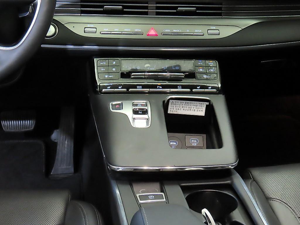 HYUNDAI Grandeur - Vista 12