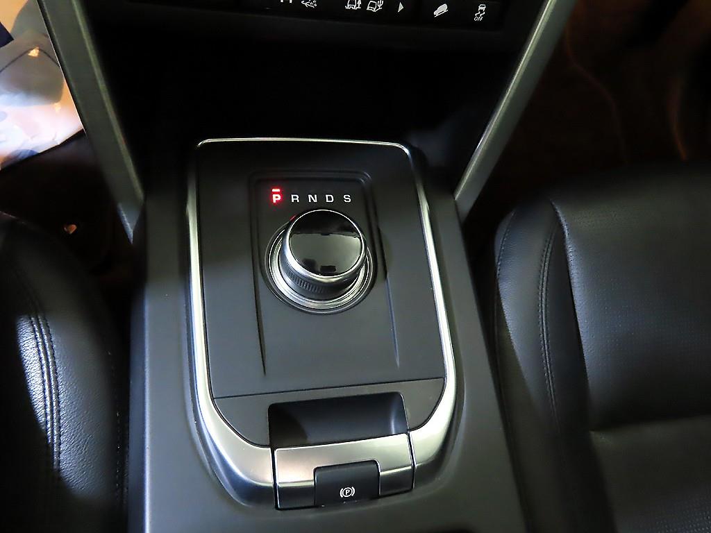 Land Rover Discovery Sports - Vista 12