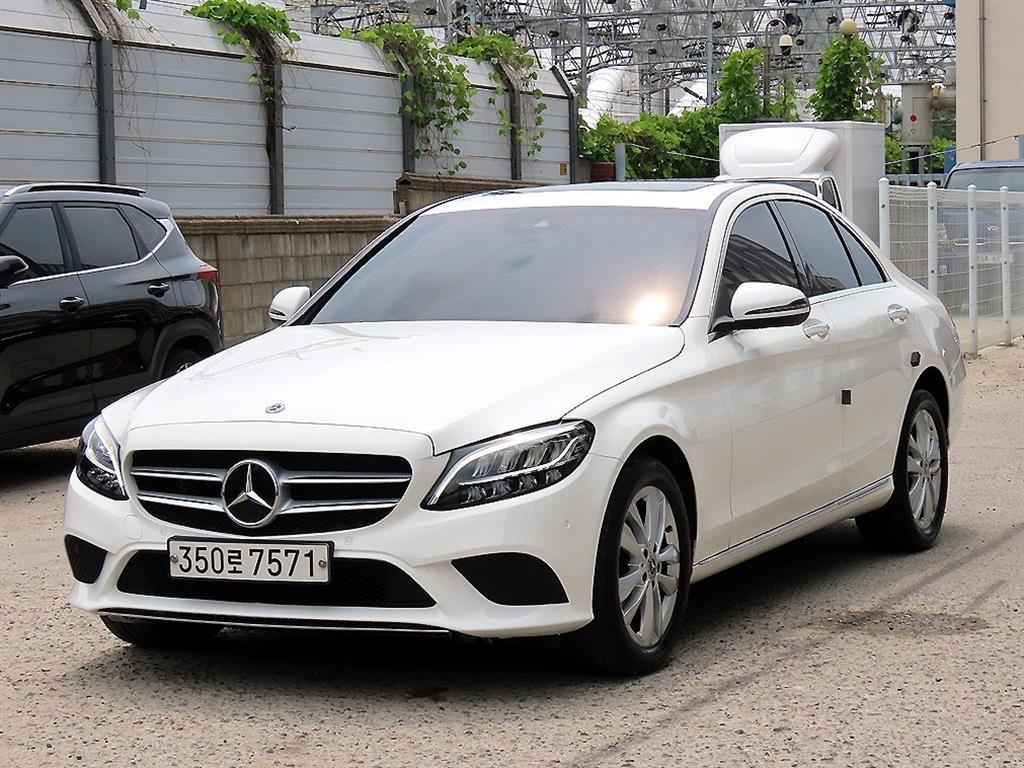 Mercedes Benz C Class - Vista 2