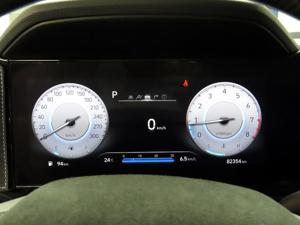 HYUNDAI Avante - Vista 5