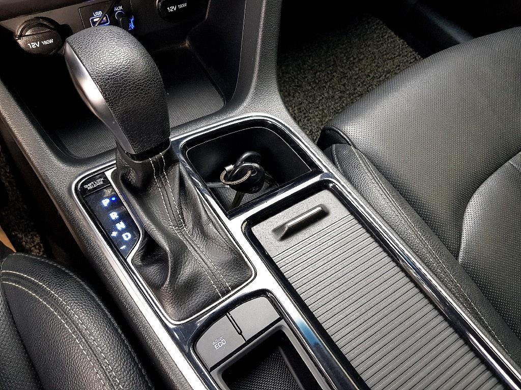 HYUNDAI Sonata 2019 Gris - Importación desde Corea - HF Imports Iquique - Foto 15