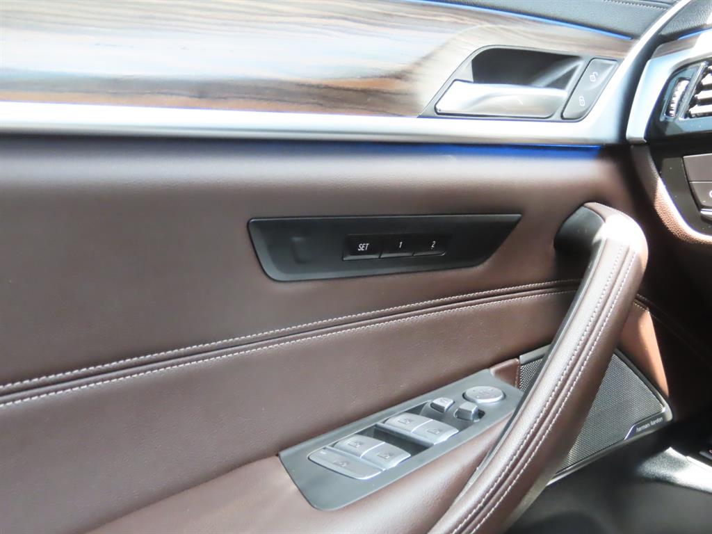 BMW 5 Series 2021 - Importación desde Corea - HF Imports Iquique - Foto 13