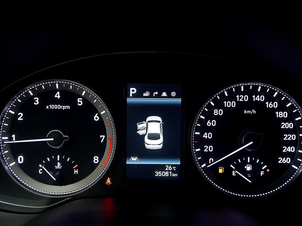 HYUNDAI Grandeur - Vista 11
