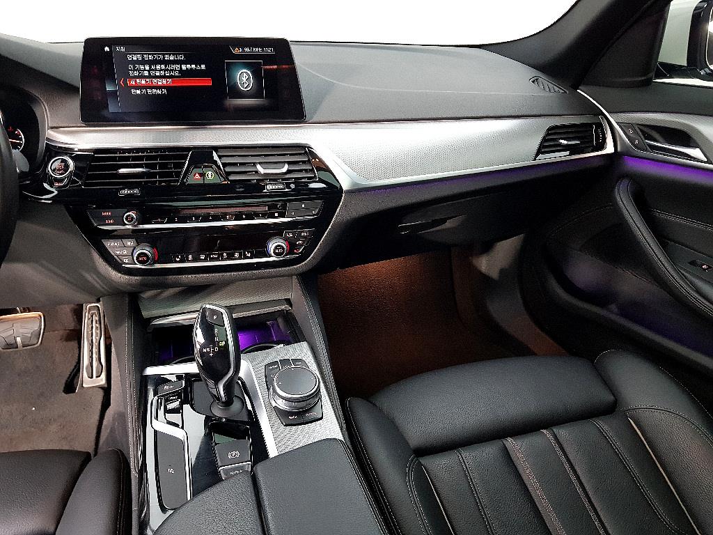BMW 5 Series - Vista 10