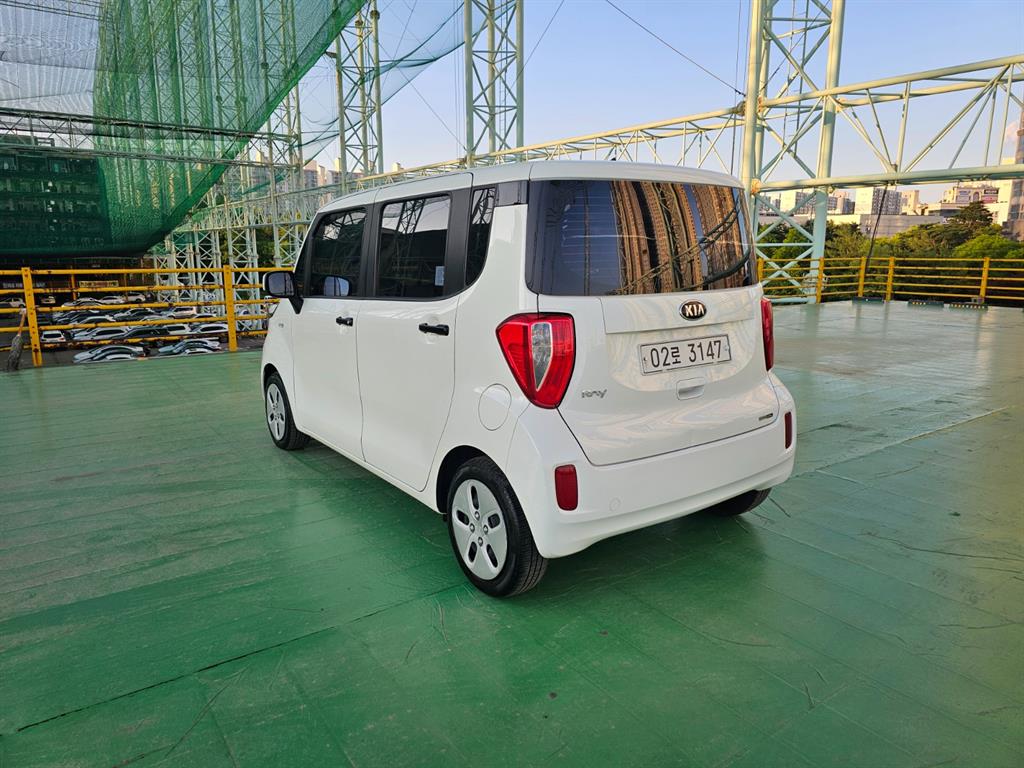 KIA Ray - Vista 4