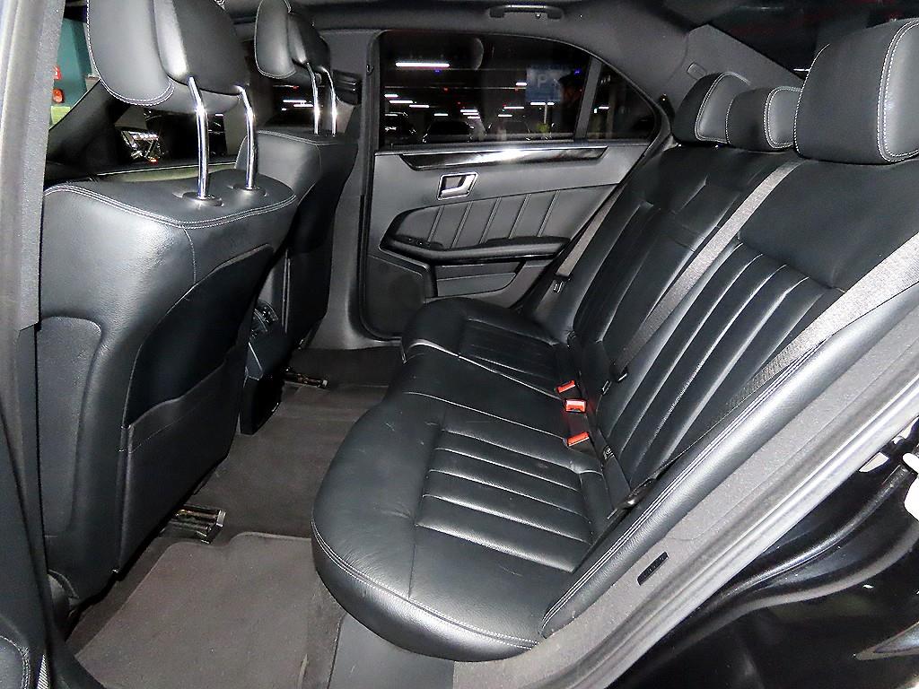 Mercedes Benz E class - Vista 7