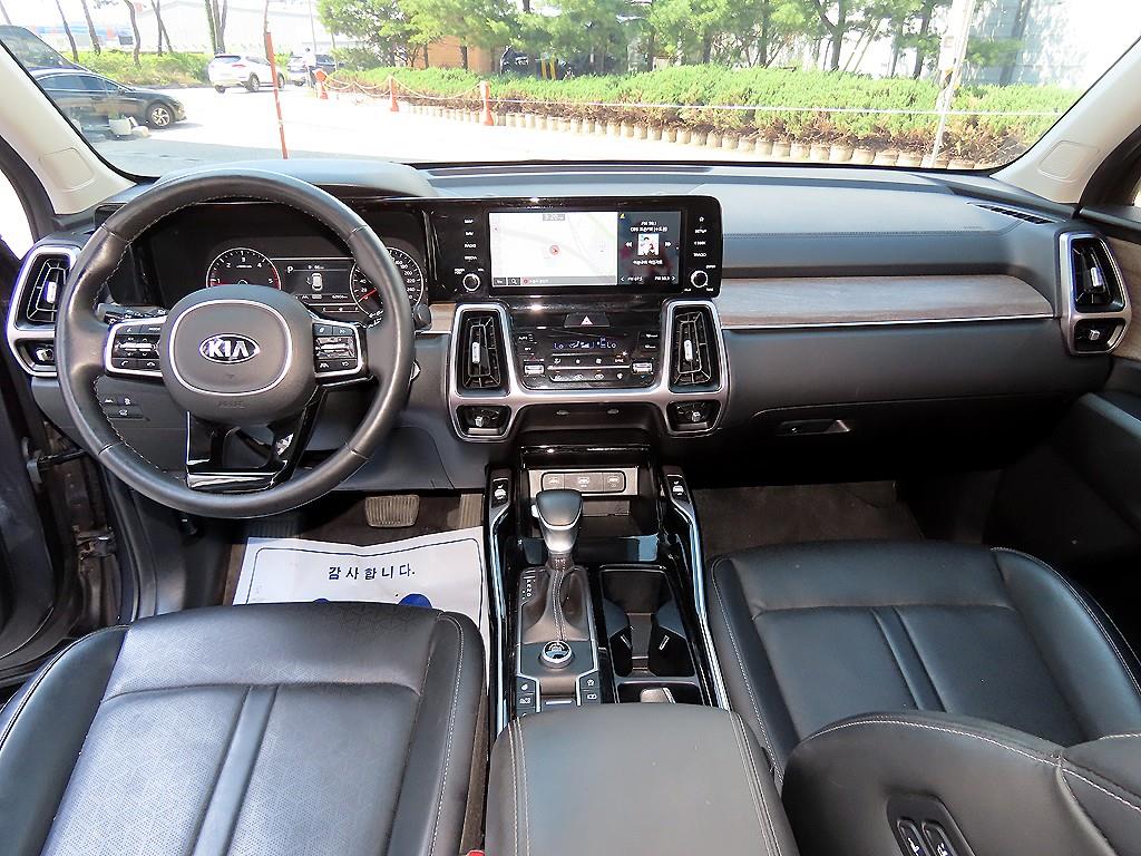 KIA Sorento - Vista 7