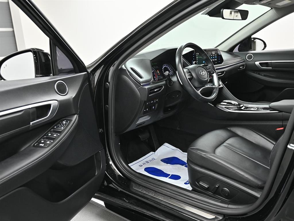 HYUNDAI Sonata - Vista 10