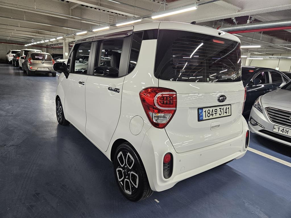 KIA Ray - Vista 3