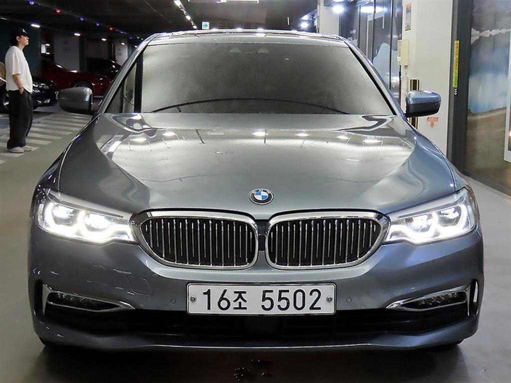 BMW 5 Series - Vista 2