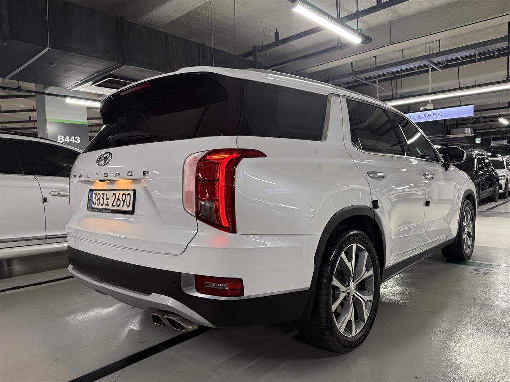 HYUNDAI Palisade - Vista 4