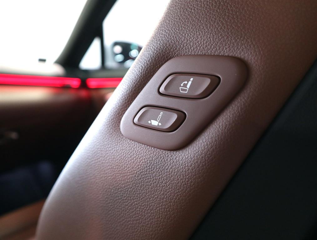 Genesis GV70 2025 Blanco - Importación desde Corea - HF Imports Iquique - Foto 16