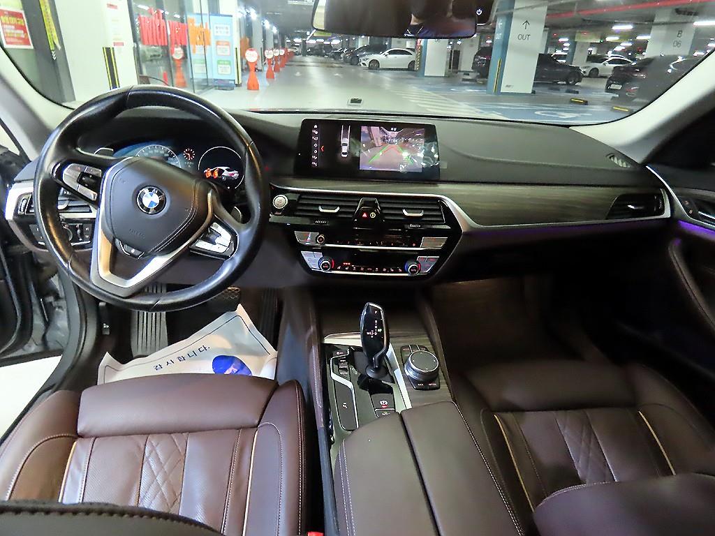 BMW 5 Series - Vista 10