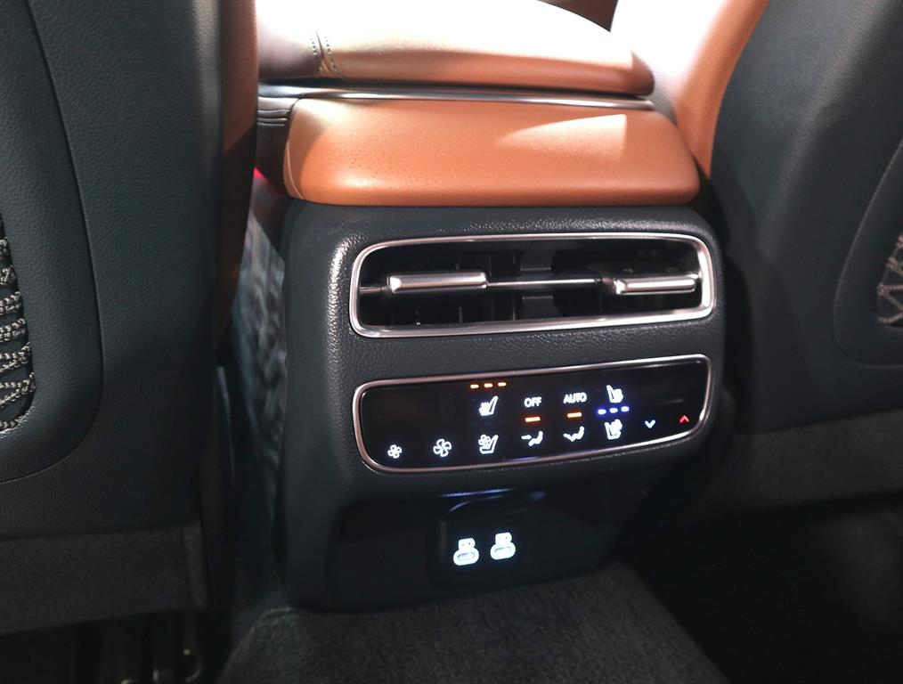 Genesis GV70 2025 Blanco - Importación desde Corea - HF Imports Iquique - Foto 13