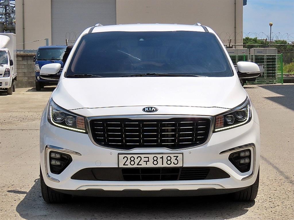 KIA Carnival 2020 Blanco - Importación desde Corea - HF Imports Iquique - Foto 1