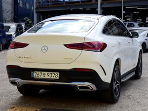 Mercedes Benz GLE Class - Vista 8