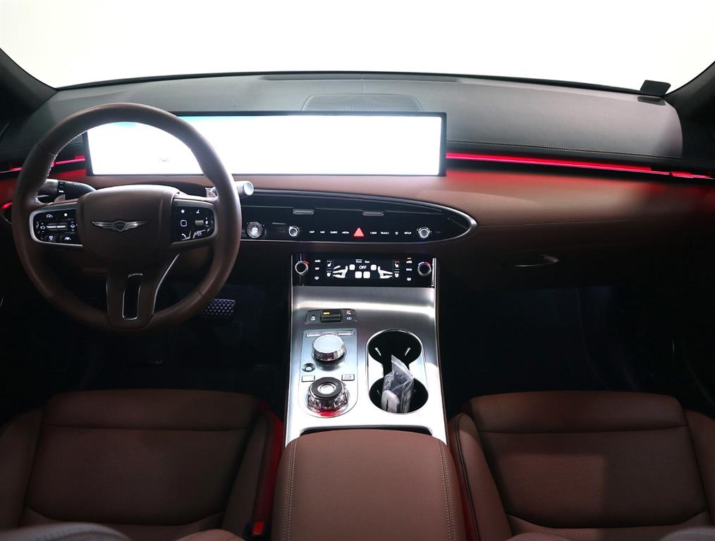 Genesis GV70 - Vista 5