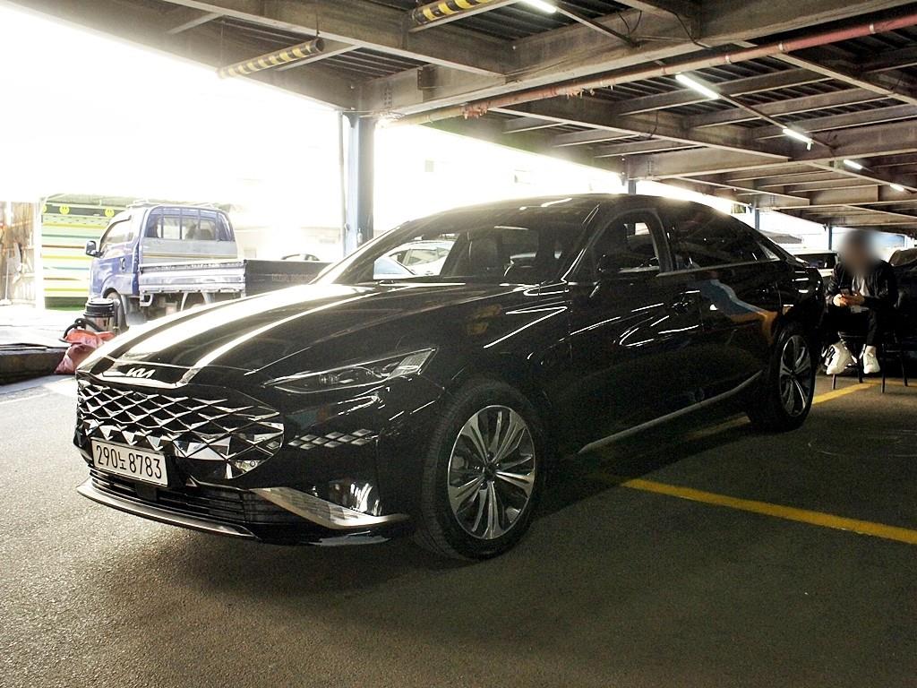 KIA K8 - Vista 3
