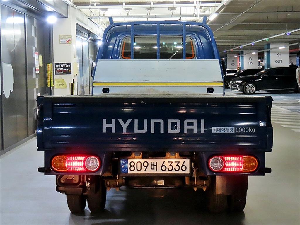 Small Truck Cargo (small) - Vista 5