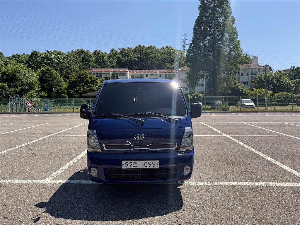 Small Truck Cargo (small) - Vista 2