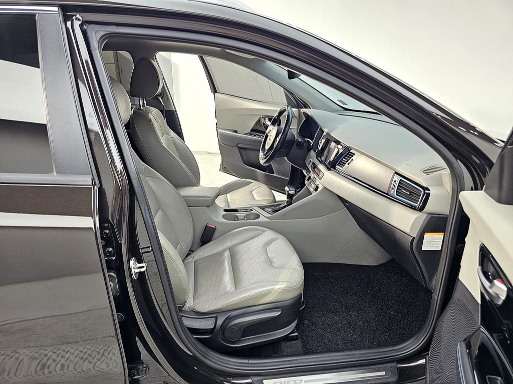KIA Niro - Vista 11
