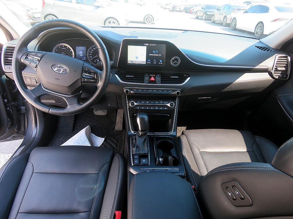 HYUNDAI Grandeur - Vista 8