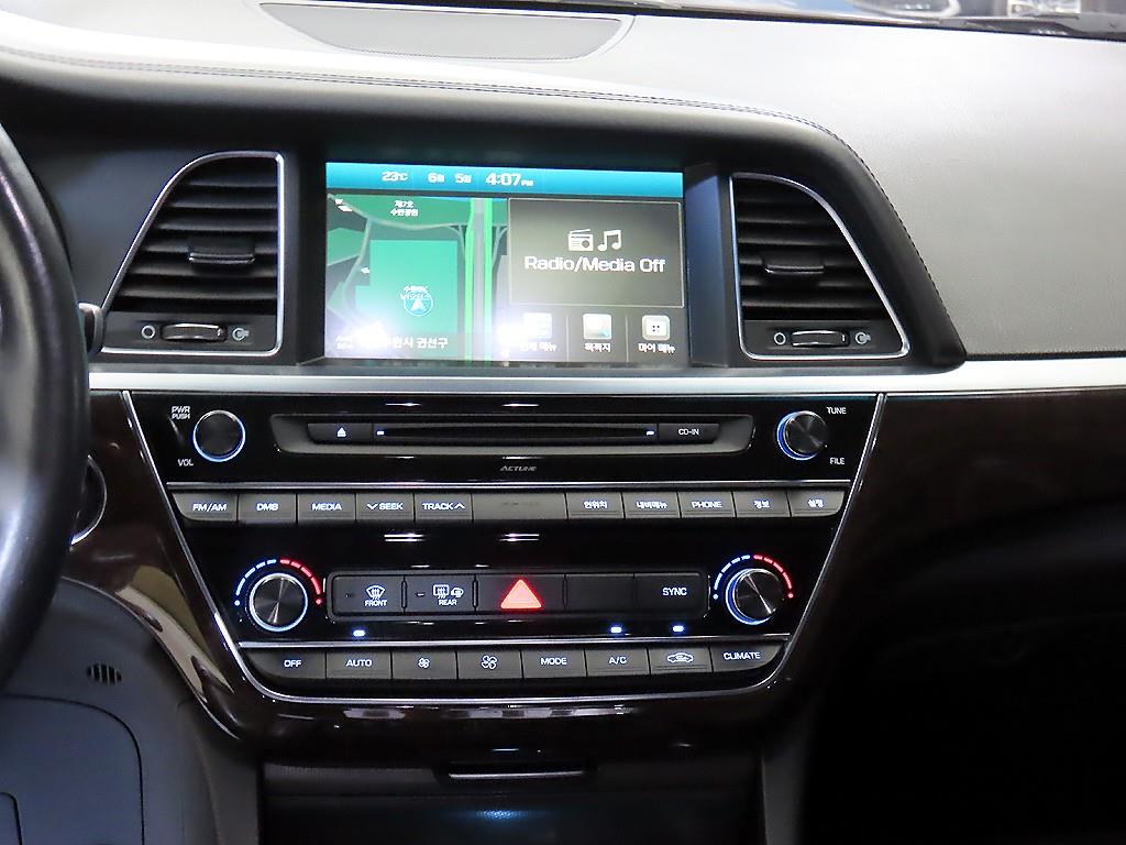 HYUNDAI Aslan - Vista 11