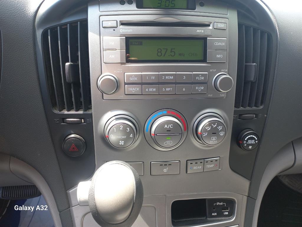 HYUNDAI Starex 2015 Gris - Importación desde Corea - HF Imports Iquique - Foto 13